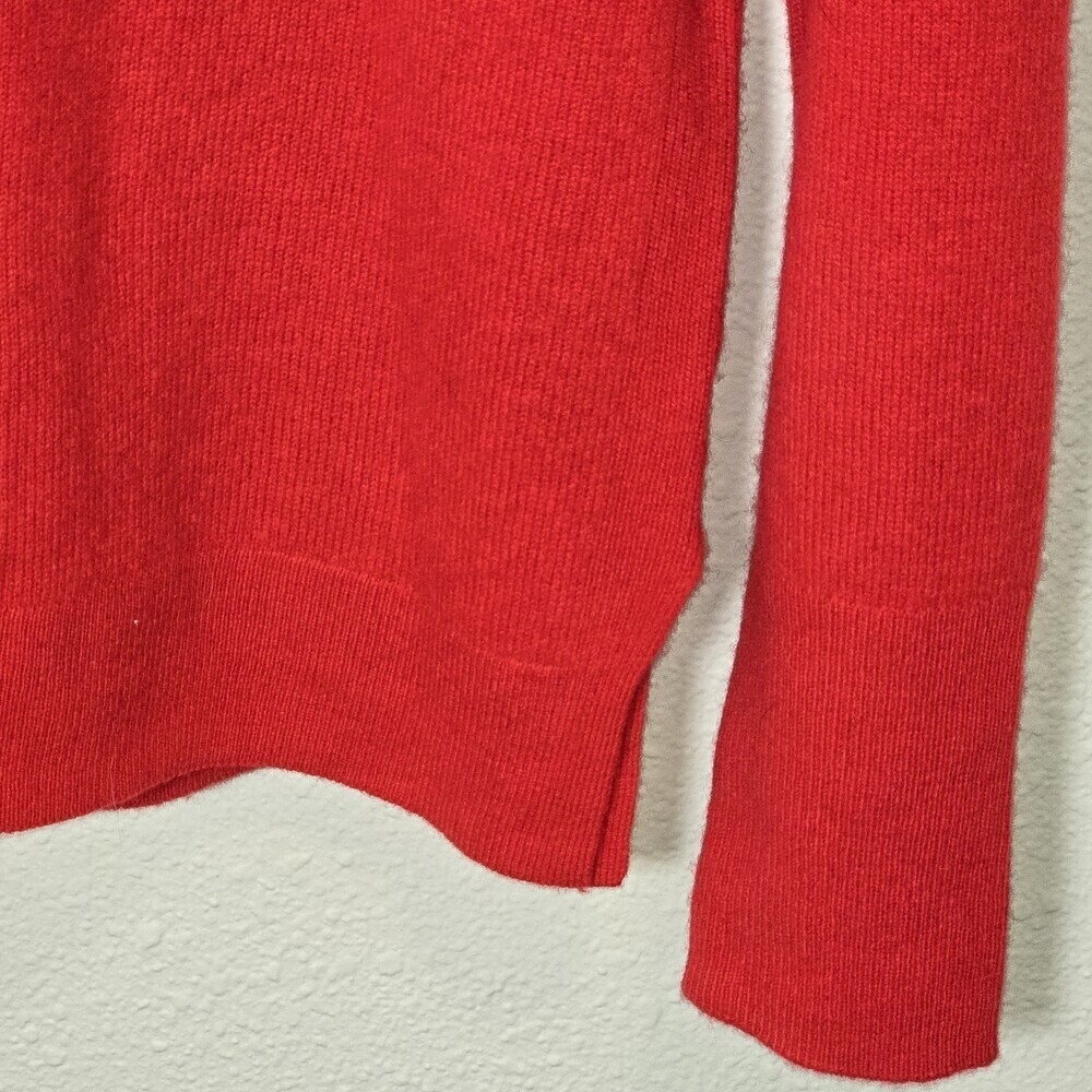 Halogen Sweater M 100% Cashmere Crewneck Red Lightweight - Picture 4 of 8